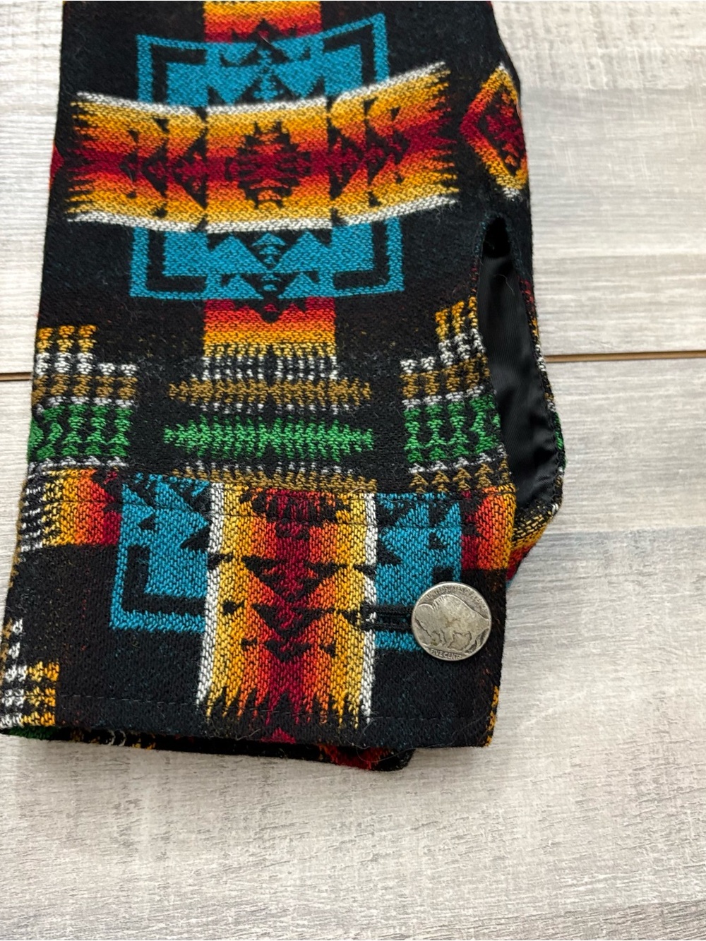 Pendleton Wool Shirt Jacket Chief Joseph Mens M Buffalo Nickel Buttons Aztec - Picture 4 of 16